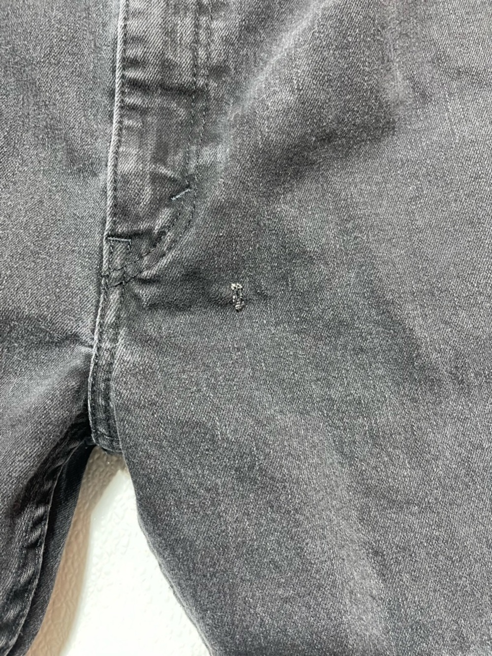 2/$40 Levi's Black Slim Straight Jeans - Picture 2 of 8